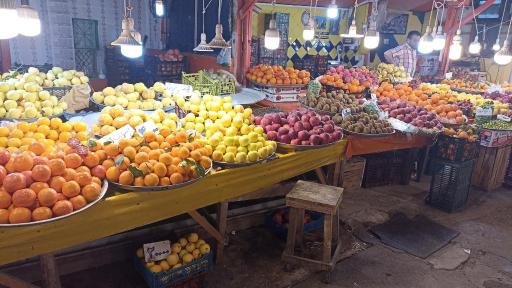 عکس میدان میوه و تره بار میرزا کوچک