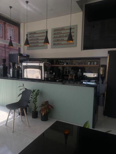 عکس کافه گیرین