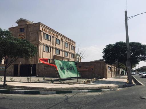 عکس دبیرستان غیر دولتی پورسینا