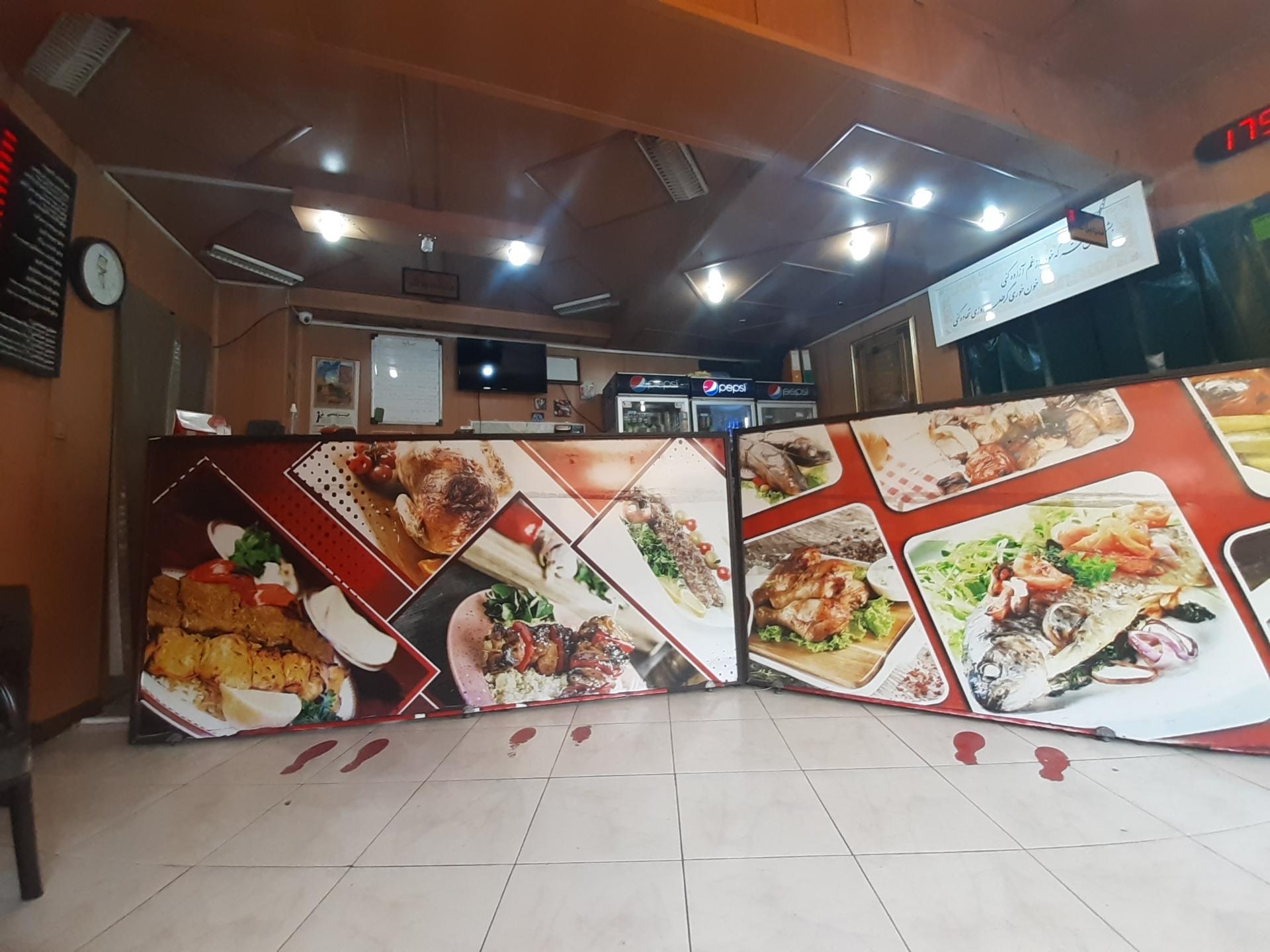 عکس رستوران بیرون بر ابریشمی