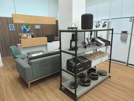 عکس نمایندگی اسنوا امت 