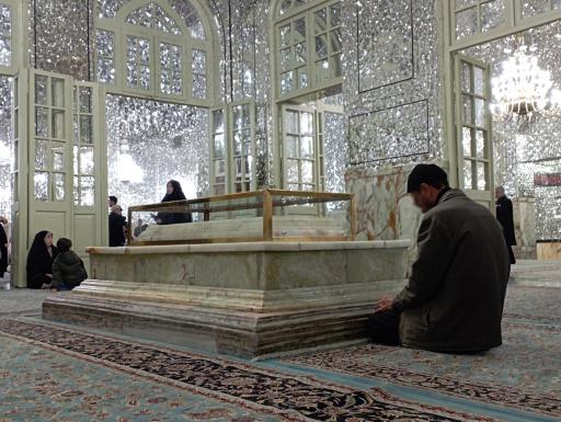 عکس آرامگاه شیخ بهایی