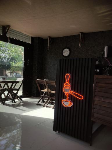 عکس کافه ۵۶