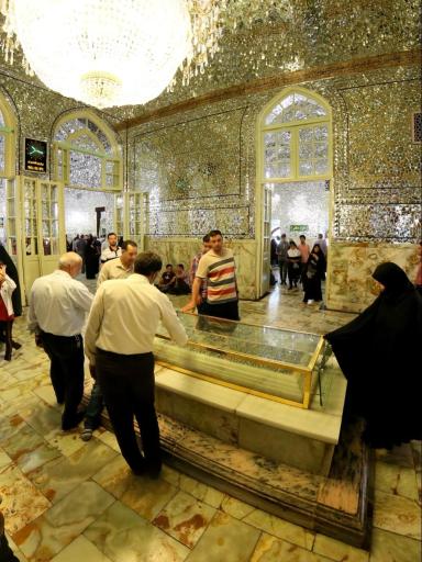 عکس آرامگاه شیخ بهایی