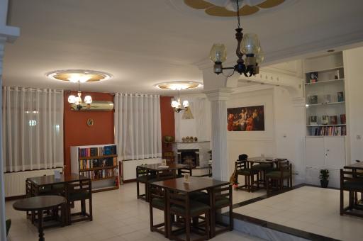 عکس کافه کتاب پایدیا
