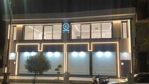 مجتمع تجاری اداری نیاتوس