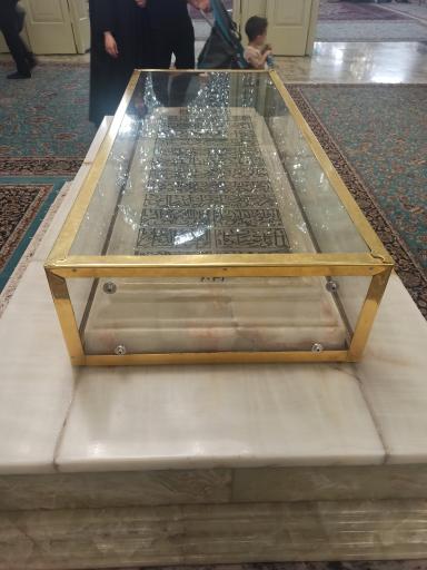 عکس آرامگاه شیخ بهایی