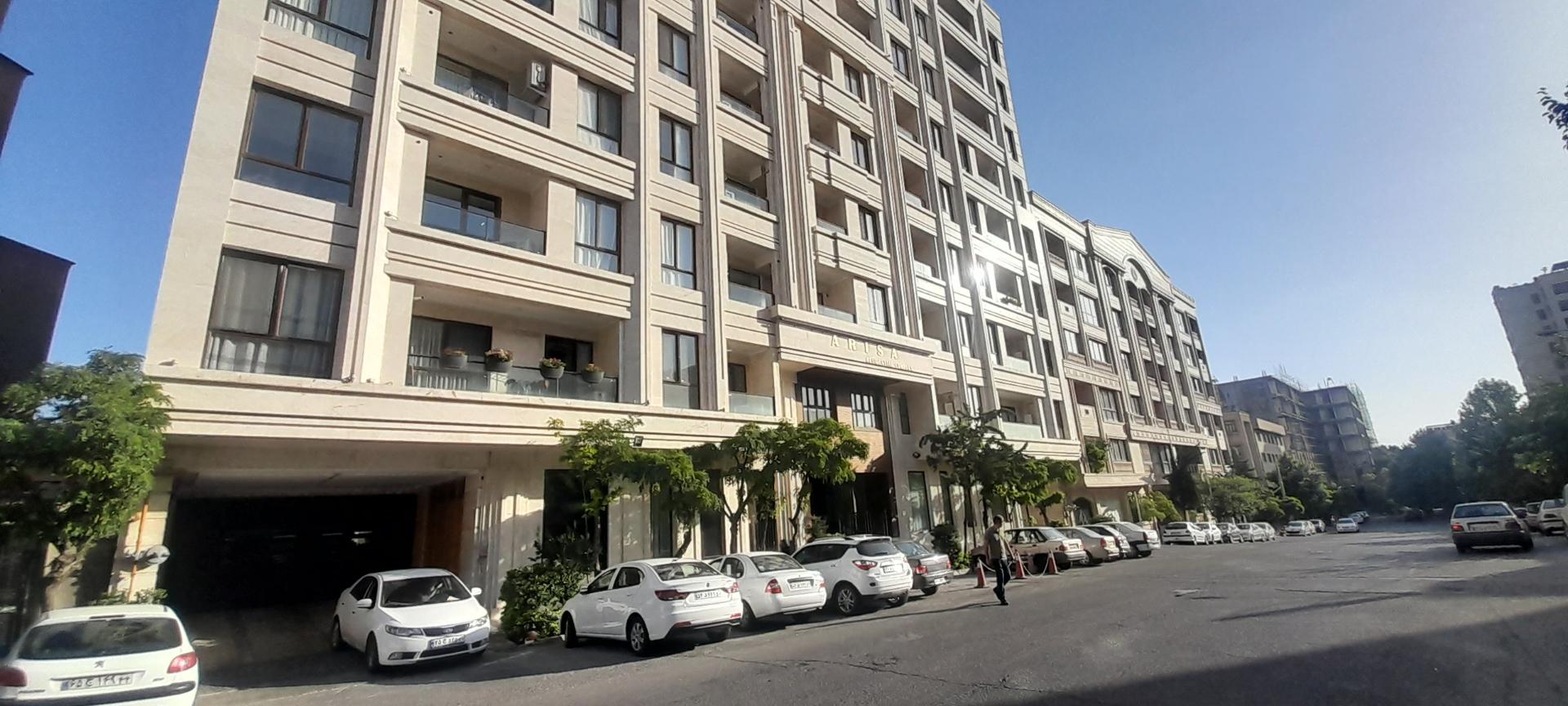 عکس برج مسکونی آریسا