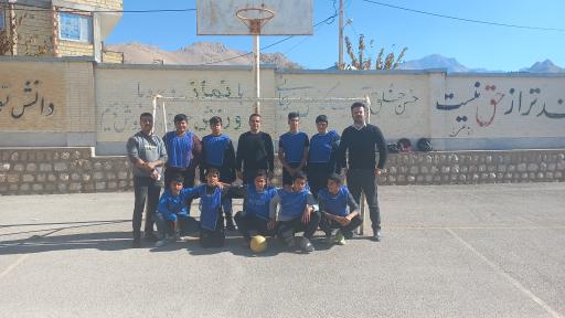 عکس دبیرستان ۲۲ بهمن چلیچه