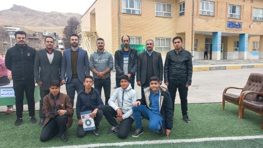 عکس دبیرستان ۲۲ بهمن چلیچه