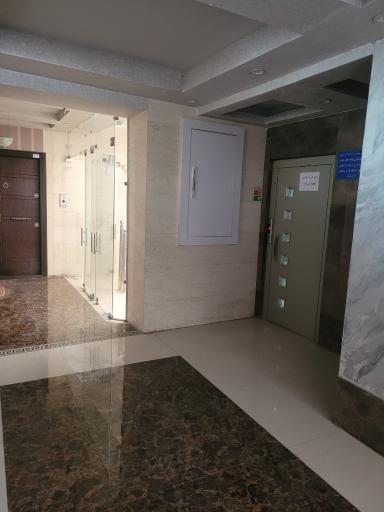 عکس مجتمع اداری تجاری آسمان عتیق