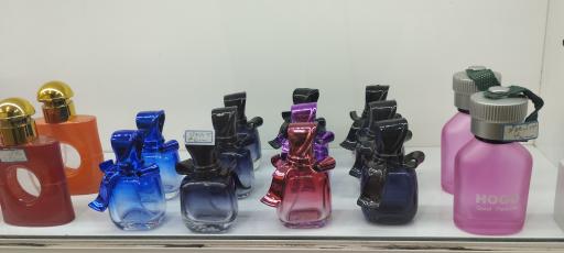 عکس فروشگاه عطر فدک 
