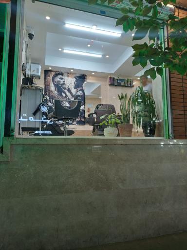 عکس آرایشگاه مردانه کات لند