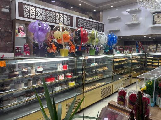 عکس نان و شیرینی آوا