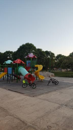 عکس پارک شقایق