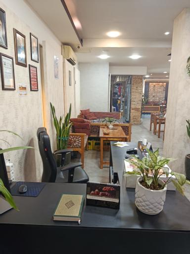 عکس چای سرای و قهوه خانه داریوش