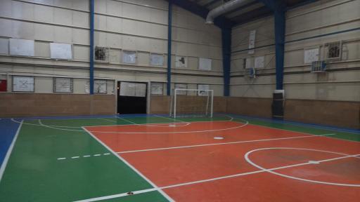 عکس سالن ورزشی بحران