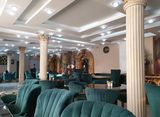 عکس کافه سرای آوین