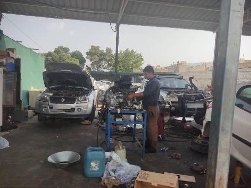 عکس تعمیرگاه اتومبیل آرین