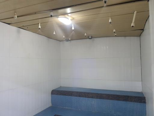 عکس استخر حورتن تهران