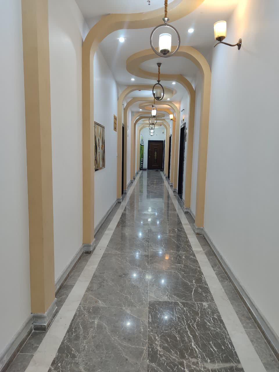 عکس مشاوره مالی روشنفکران