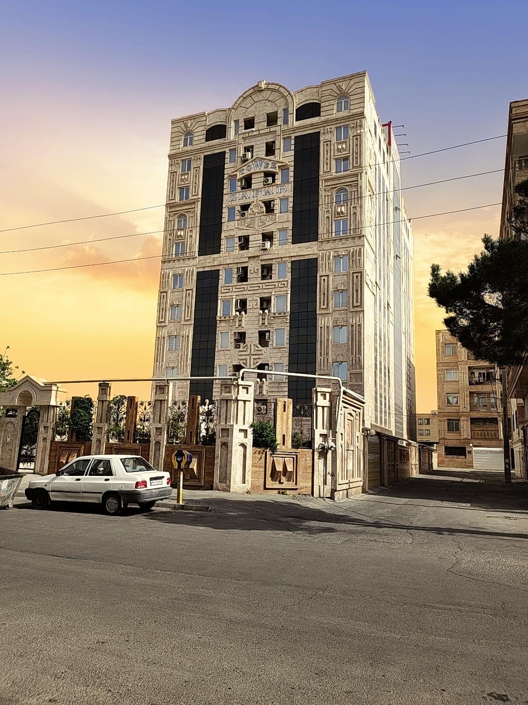 عکس برج ظفر