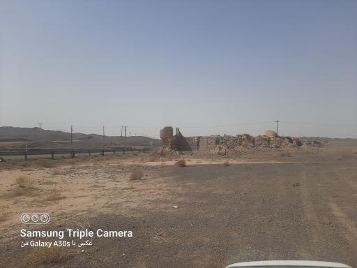 عکس کاروانسرای باقرآباد