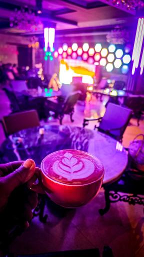 عکس کافی شاپ قصر خورشید