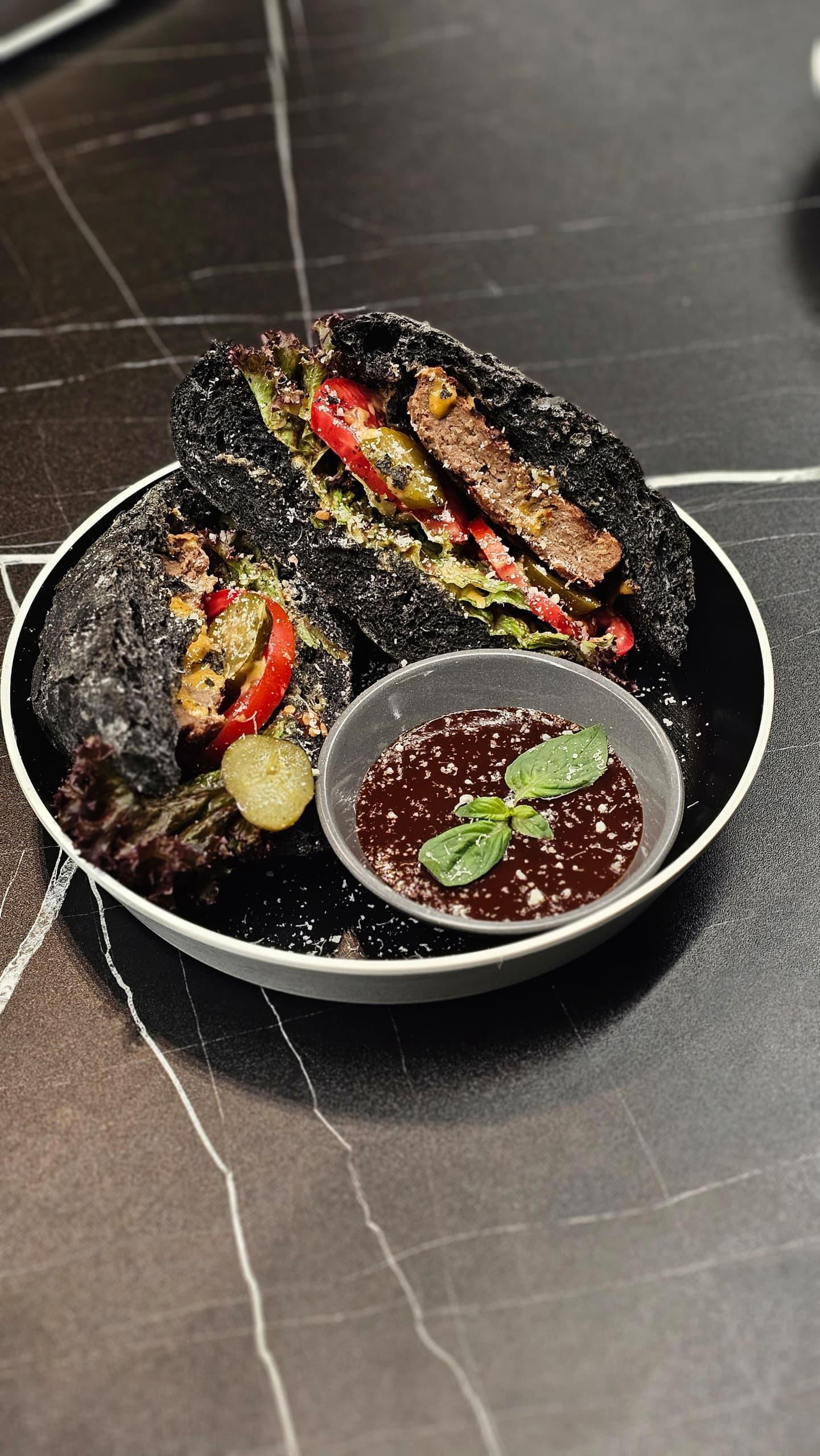 عکس کافه رستوران ۲۳