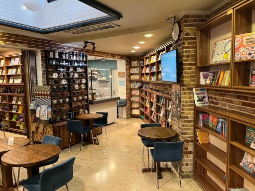 عکس فروشگاه کتابرانه 