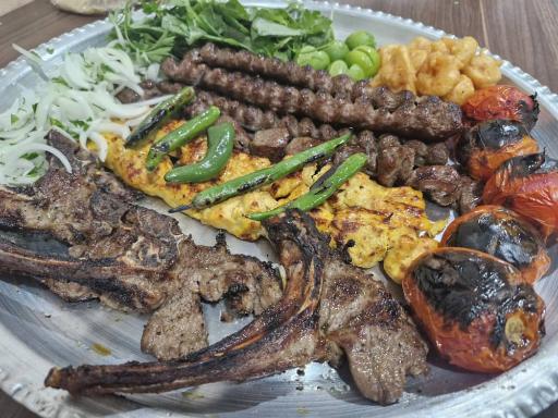 عکس رستوران سنتی لیان