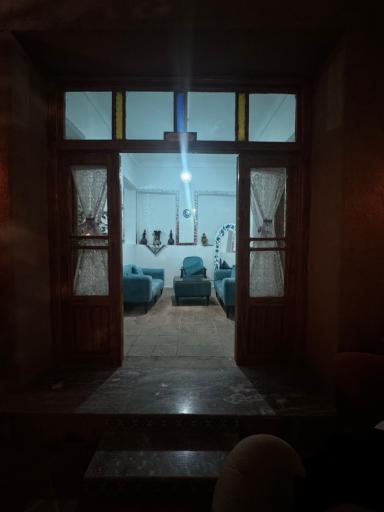 عکس کافه عمارت صاحب قران