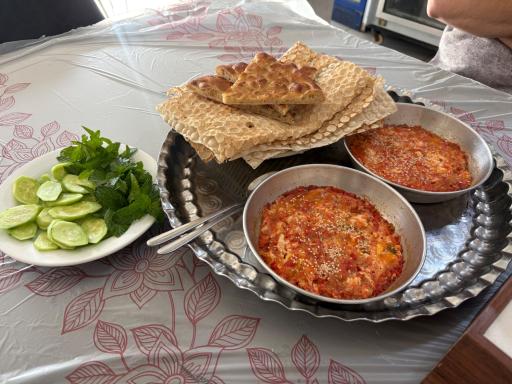 عکس رستوران سنتی آنام