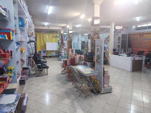 عکس لوازم تحریر فرهنگیان شعبه یک