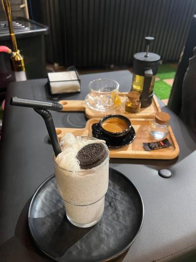 عکس کافه رستوران ویژند پلاس