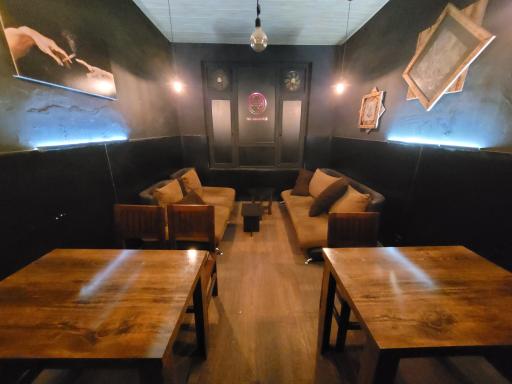 عکس کافه بوم