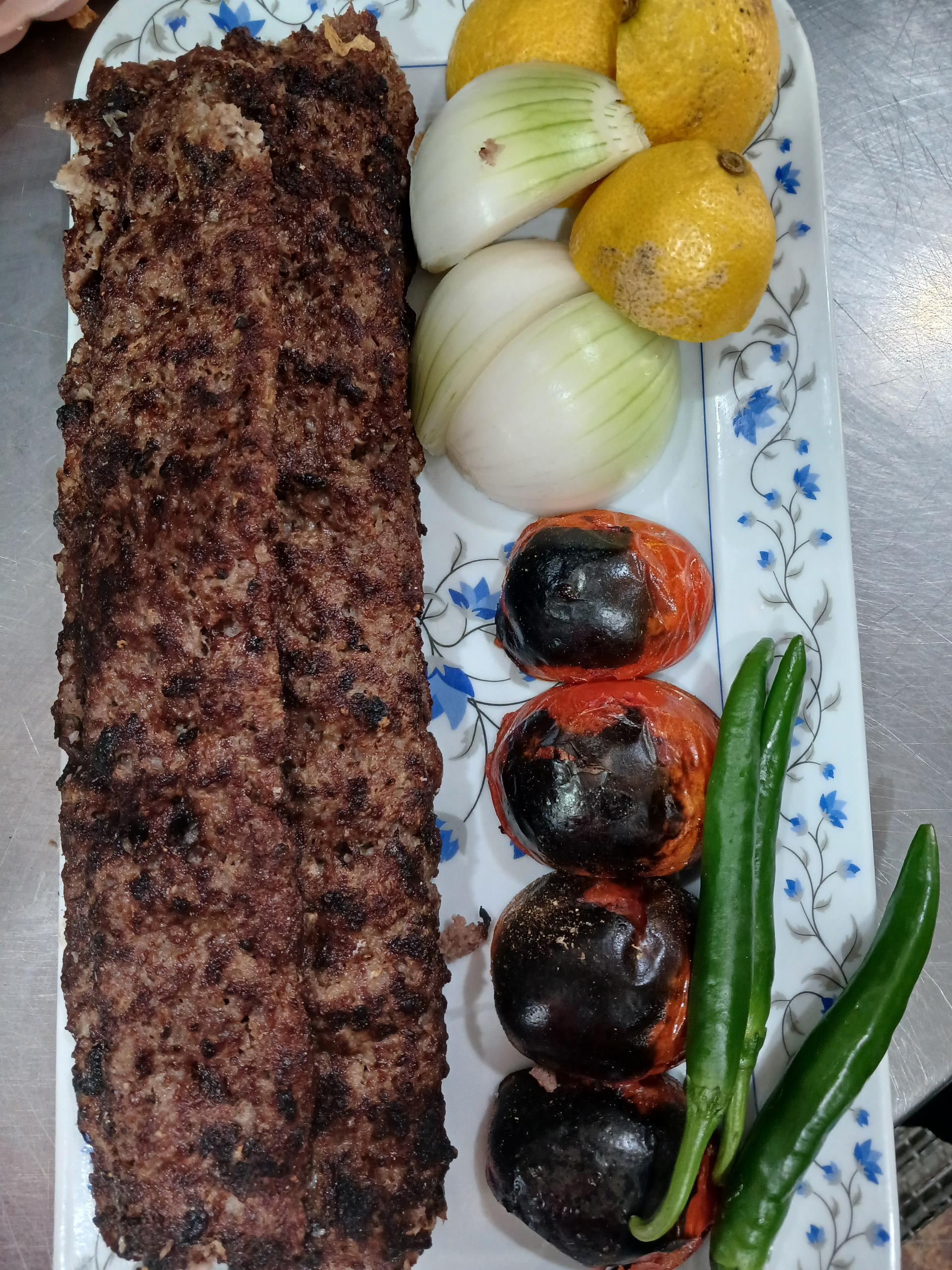 عکس کباب ساطوری نگین بناب آذربایجان