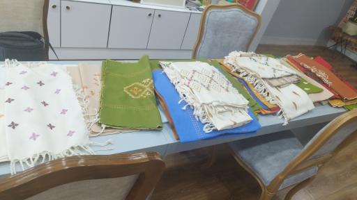 فروشگاه صنایع دستی هشت پر نیمروز