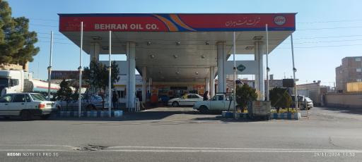 عکس پمپ بنزین شماره 2 خسروشاه