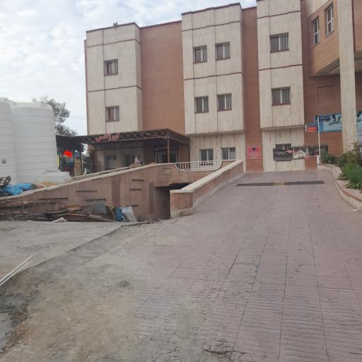 عکس بیمارستان حجت ابن الحسن