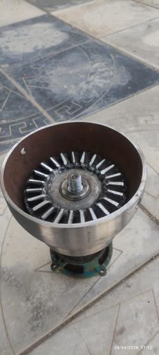 عکس کارگاه تولید میکرو توربین های آبی و بادی (آریا توربین)