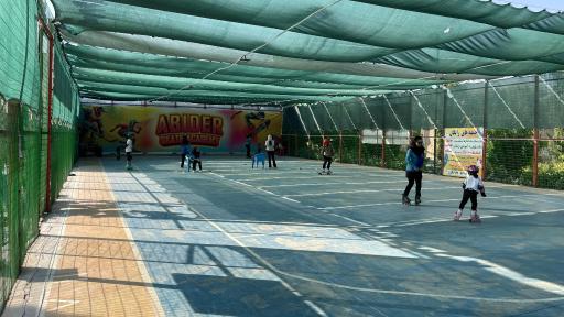 عکس آکادمی اسکیت آبیدر