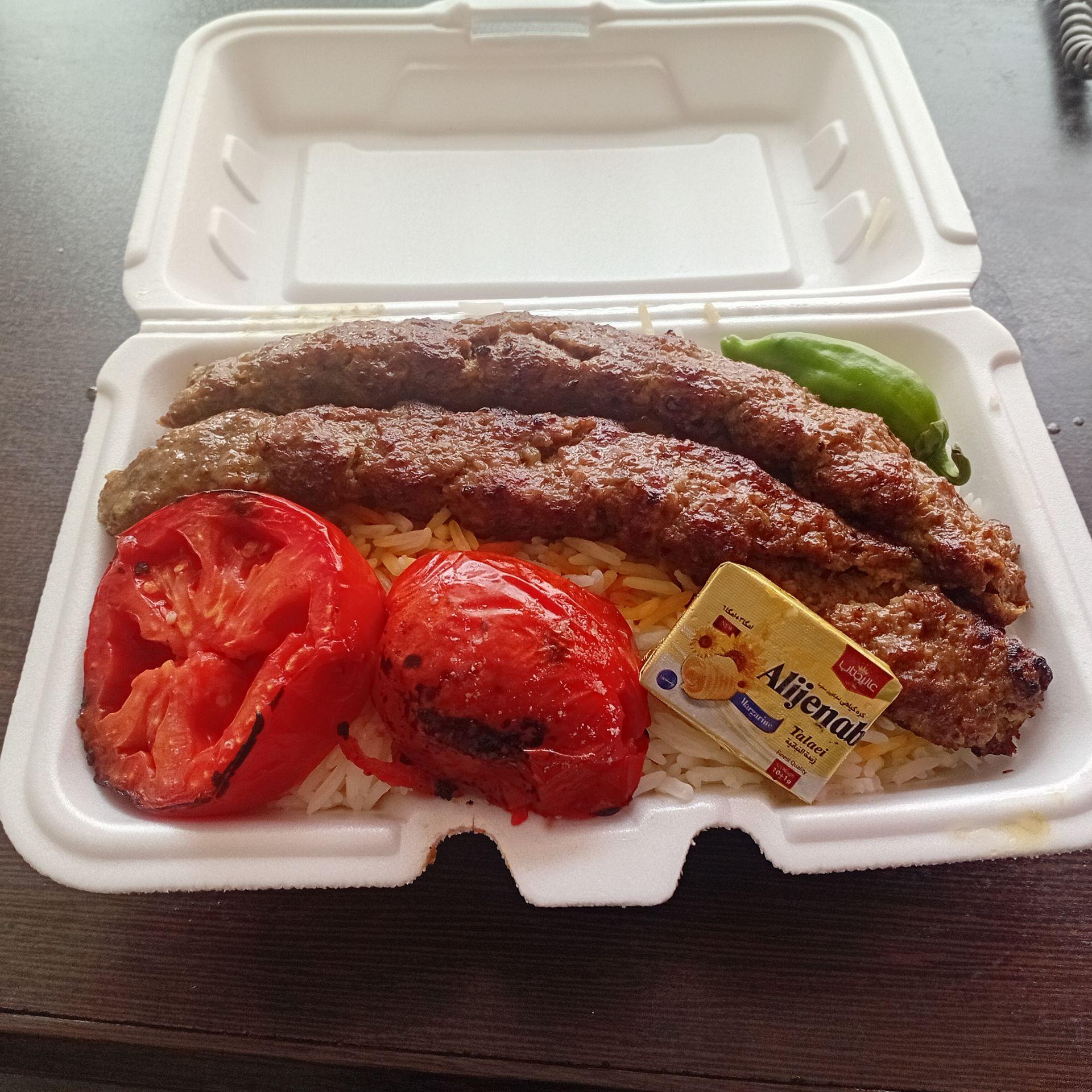 عکس غذاخوری شیور 