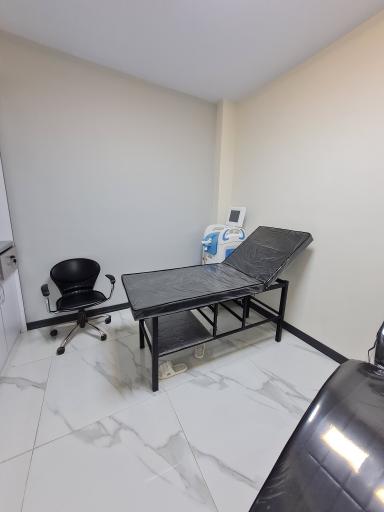 عکس لیزر موهای زائد