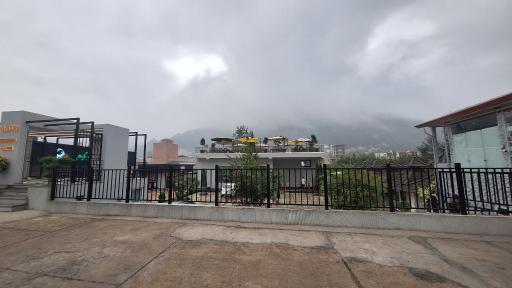 عکس کافه رستوران هیروان