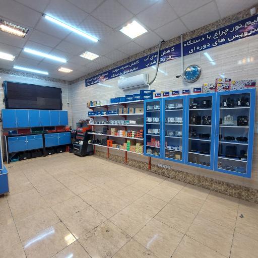 عکس خدمات برق خودرو ایسیو ایران