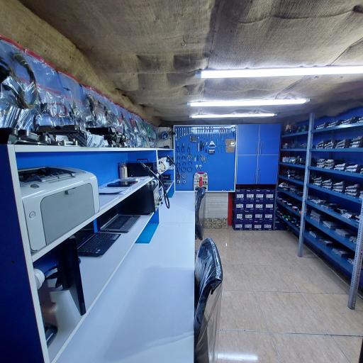 عکس خدمات برق خودرو ایسیو ایران