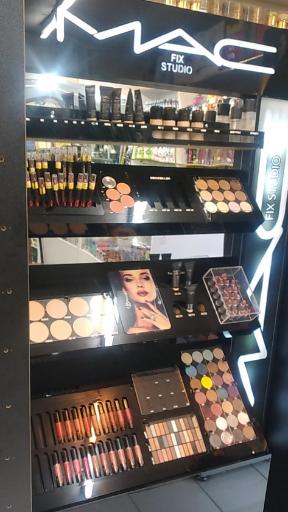 عکس لوازم آرایشی خانه رنگ 