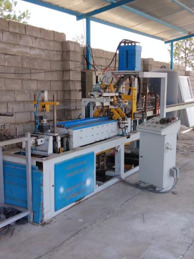 عکس کارگاه تیرچه بتنی و بلوک سیمانی شیرزاد