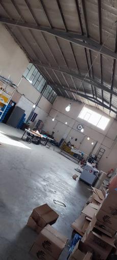 عکس کارخانه لوستر اسکای لایت